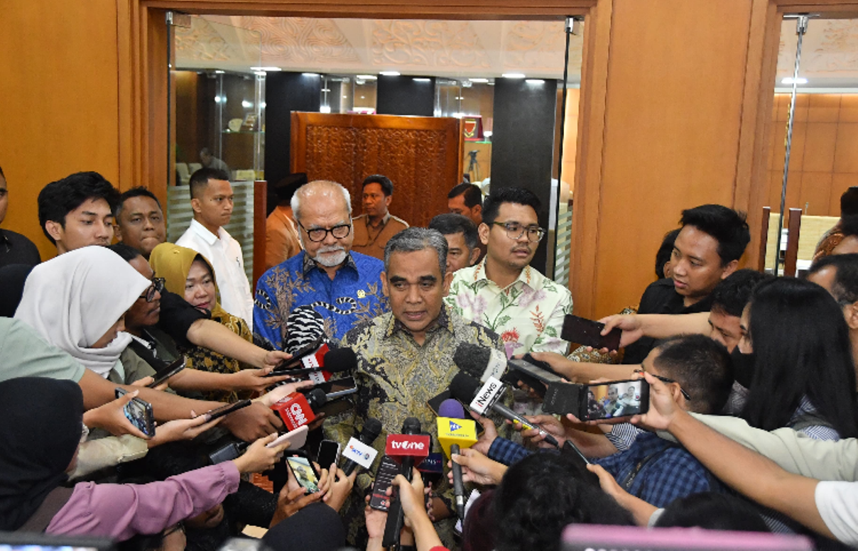 Sebar Undangan Pelantikan Prabowo, Pimpinan MPR Road Show ke Rumah ...