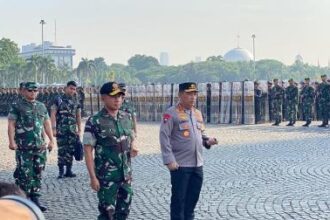 Panglima TNI Jenderal Agus Subiyanto dan Kapolri Jenderal Listyo Sigit Prabowo memimpin langsung apel gelar pasukan ini (foto: IST)