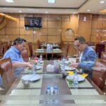 Tampak Ridwan Kamil tengah makan bersama dengan Presiden Prabowo Subianto. Foto: Ist