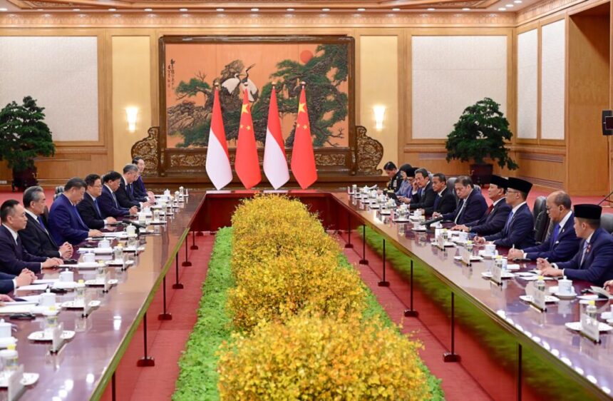 Presiden Republik Indonesia, Prabowo Subianto, melakukan pertemuan bilateral dengan Presiden Republik Rakyat Tiongkok (RRT), Xi Jinping, Sabtu (09/11/2024). Foto: BPMI Setpres/ Muchlis Jr