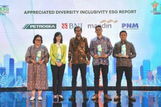 , PT Permodalan Nasional Madani (PNM) meraih penghargaan “Appreciated Diversity Inclusivity ESG Report” dalam ajang Investor Daily ESG Appreciation Night