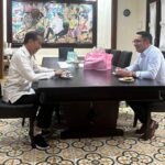 Cagub nomor urut 1, Ridwan Kamil saat makan bersama mantan presiden Jokowi.(Foto istimewa)