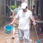 Kondisi banjir merendam permukiman warga di kawasan Kebon Pala, RW 04 dan RW 05, Kampung Melayu, Jatinegara, Jakarta Timur, Minggu (10/11/2024). Foto: Ist