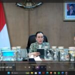 Menteri Pariwisata (Menpar) Widiyanti Putri Wardhana saat Rapat Penanganan Dampak Bencana Gunung Lewotobi Laki-Laki di Sektor Pariwisata yang digelar daring di Jakarta, Rabu (13/11/2024). (dok. Kemenparekraf)