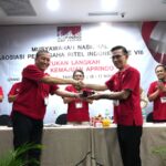 Solihin resmi terpilih menjadi Ketua Umum Asosiasi Pengusaha Ritel Indonesia (Aprindo) periode 2024-2028 dalam Musyawarah Nasional (Munas) ke-VIII di Soll Marina Hotel, Kota Tangerang Selatan, Sabtu (16/11/2024). Foto: Ist