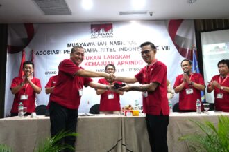 Solihin resmi terpilih menjadi Ketua Umum Asosiasi Pengusaha Ritel Indonesia (Aprindo) periode 2024-2028 dalam Musyawarah Nasional (Munas) ke-VIII di Soll Marina Hotel, Kota Tangerang Selatan, Sabtu (16/11/2024). Foto: Ist