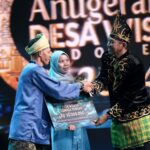 Kementerian Pariwisata (Kemenpar) menggelar acara Puncak Anugerah Desa Wisata Indonesia (ADWI) 2024 sebagai bentuk apresiasi dan pengumuman pemenang desa wisata dari berbagai kategori.