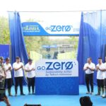 Peresmian Brand Name ESG TelkomGroup "Go Zero" oleh Direktur Utama Telkom Ririek Adriansyah beserta jajaran Direksi & Senior Leaders Telkom, disaksikan Sekretaris Camat Karangtengah Anwar Masdari, S.Pi., M.M., Kepala Desa Tambak Bulusan Ahmad Chabibullah, S.Psi., Komandan Rayon Militer Karangtengah Capt. Infanteri Suparmin, dan Wakil Kepala Polisi Sektor Karangtengah Ipda Rahmat Heriawan di Pantai Glagah Wangi, Demak (15/11/2024). Foto: Telkom Indonesia