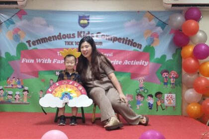 Siswa dan orang tua TKK Penabur 10 PIK Jakarta yang menyelenggarakan kegiatan Tenmendeus Kids Competition. Foto/ist