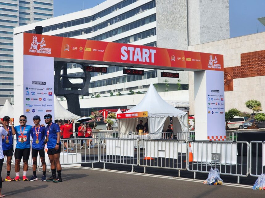 Kepala Kantor Cabang BPJS Ketenagakerjaan Jakarta Menara Jamsostek Mohamad Irfan mengatakan ribuan peserta lomba lari Justisia Half Marathon terdaftar sebagai peserta BPJS Ketenagakerjaan. Dengan demikian para peserta terlindungi dengan program Jaminan Sosial Ketenagakerjaan (Jamsostek).