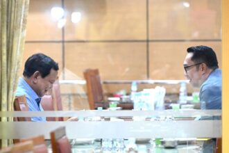 Presiden Prabowo Subianto makan malam bersama calon Gubernur Jakarta Ridwan Kamil. Foto: Instagram @prabowo