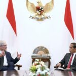 CEO Apple Tim Cook saat mengunjungi Indonesia. Foto: Setneg