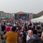 Suasana arena kampanye pasangan cagub RIDO di lapangan Cenderawasih, Cengkareng, Jakarta Barat. Foto: Sofian/ipol.id