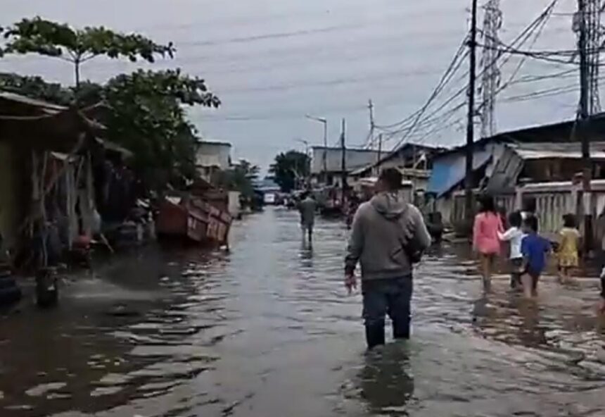 Ilustrasi banjir rob. Foto: Ist