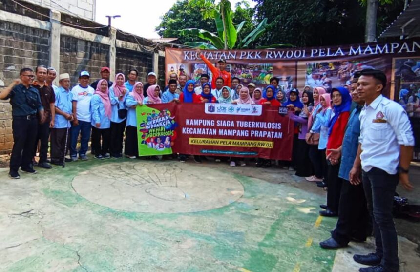 RW 01 Kelurahan Pela Mampang, Kecamatan Mampang Prapatan meraih Juara 1 Kampung Siaga Tuberkulosis (TB) terbaik tingkat Kota Administrasi Jakarta Selatan. Hingga mewakili Jakarta Selatan dalam lomba Kampung Siaga TB Tingkat Provinsi DKI Jakarta Tahun 2024, Senin (4/11/2024). Foto: Ist