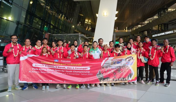 Tim pelajar Indonesia berprestasi pada ajang karate Dutch Open for Youth Championship