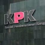 Logo Komisi Pemberantasan Korupsi (KPK) yang terdapat di Gedung Merah Putih, Kuningan, Jakarta Selatan. Foto: Yudha Krastawan/ipol.id