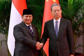 Presiden Prabowo Subianto melakukan pertemuan bilateral dengan Ketua Kongres Rakyat Nasional (National People's Congress) RRT Zhao Leji pada Sabtu, 9 November 2024 di Beijing,RRT. Foto: BPMI Setpres/