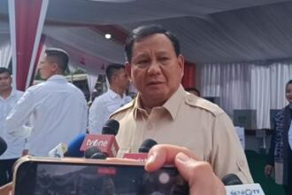 Presiden Prabowo Subianto rampung mencoblos di TPS 08 Bojong Koneng. (Foto: istimewa).