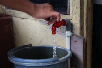 Ilustrasi air minum perpipaan yang mulai bisa dirasakan warga Kebon Kosong, Jakarta Pusat.(Foto istimewa)