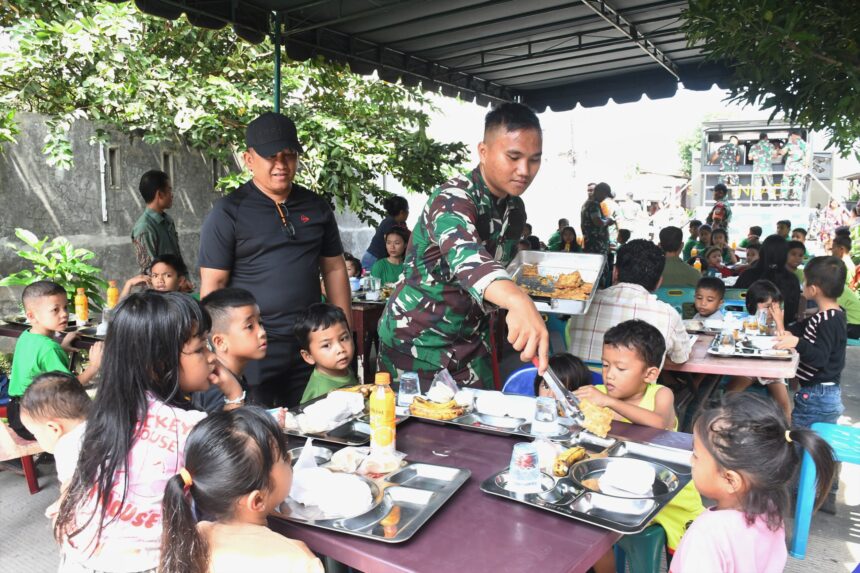 Kodam I/Bukit Barisan memberikan makanan sehat bergizi di sejumlah panti asuhan di Kecamatan Medan Denai, Sabtu (14/12/2024). Foto: Ist