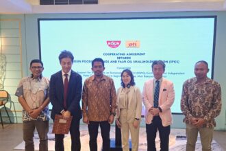 Nissin berkomitmen mendorong p[eningkatan kapasitas di level petani sawit skala kecil. Foto: tim /ipol.id