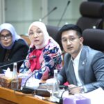 Anggota Komisi VII DPR RI, Arizal Tom Liwafa dalam Rapat Kerja (Raker) bersama RRI, TVRI dan Antara di Nusantara I, DPR RI, Senayan, Jakarta. Foto : Geraldi/Andri/dpr.go.id