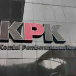 Logo KPK di Gedung Merah Putih, Kuningan, Jakarta. Foto: Yudha Krastawan/ipol.id