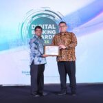 bjb meraih penghargaan bergengsi Digital Banking Awards 2024 yang diselenggarakan oleh Investortrust. Foto: Dok bjb