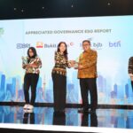 bank bjb berhasil meraih penghargaan Appreciated Governance ESG Report dari B Universe Media dalam ajang Investor Daily Indonesia ESG Appreciation Night 2024 yang diselenggarakan di The Westin Hotel, Jakarta (25/11/2024). Foto: Dok bjb