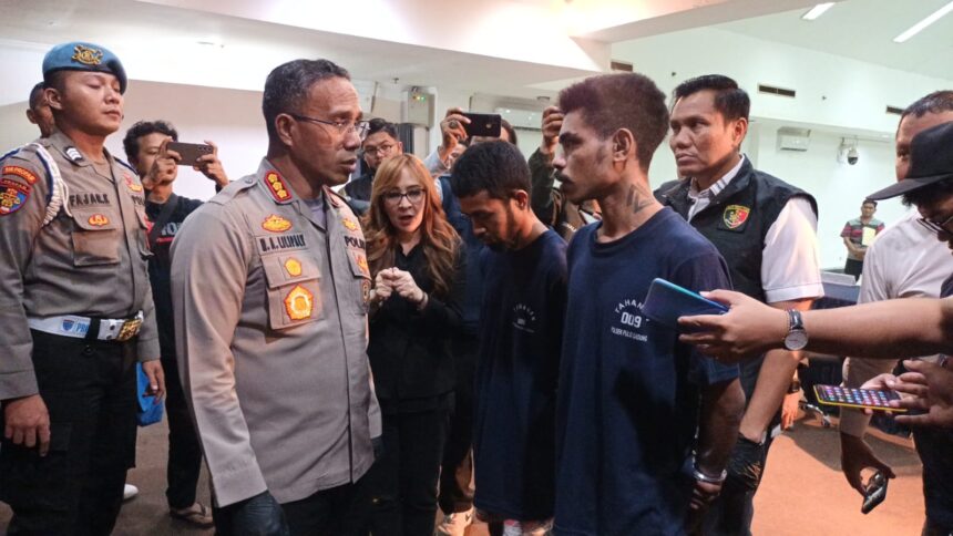 Kapolres Metro Jakarta Timur, Kombes Nicolas Ary Lilipaly saat konfrensi pers pengungkapan kasus pencurian motor bermodus debt collector, pada Senin (9/12/2024). Foto: Joesvicar Iqbal/ipol.id