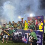 Tim Minifootball Pelindo FC berhasil menjadi juara FSMI MINIFOOTBALL TOURNAMENT SERIES 2024 kategori umum setelah mengalahkan Tim Bank DKI dengan skor 5-2.