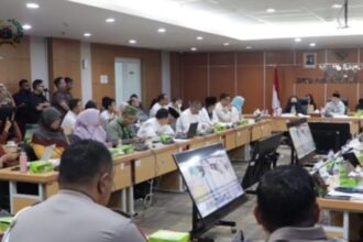 Komisi E DPRD DKI Jakarta saat rapat pembahasan KJP plus dan KJMU.(Foto istimewa)