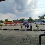 Libur Natal 2024 dan tahun baru 2025, Sudin Kesehatan Jakarta Timur membuka posko pelayanan kesehatan di Terminal Kampung Rambutan, Ciracas, untuk melakukan pemeriksaan terhadap para sopir bus Antar Kota Antar Provinsi (AKAP). Foto: Dok/ipol.id