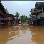 Kondisi rumah warga terdampak banjir di Kecamatan Muara Batang Gadis, Kabupaten Mandailing Natal, pada (23/12/2024) hingga Jumat (27/12) banjir berangsur surut. Foto : BPBD Kabupaten Mandailing Natal