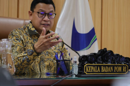 Kepala BPOM Taruna Ikrar