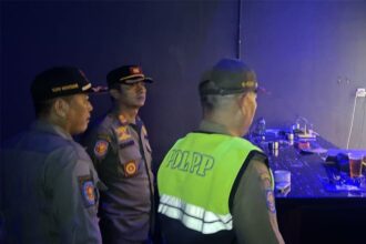 Satuan Polisi Pamong Praja (Satpol PP) dalam Operasi Penyakit Masyarakat (Pekat) di 10 kecamatan pada Senin (9/12) dan Selasa (10/12/2024) di wilayah Jakarta Timur. Foto: Ist