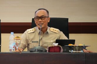 Prof Zudan menginstruksikan Pejabat Pemprov Sulsel wajib menggunakan Digital Signature atau Tanda Tangan Elektronik (TTE), yang sudah disertifikasi oleh Badan Siber dan Sandi Negara (BSSN). Foto: dok humas