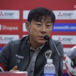 Pelatih Timnas Indonesia, Shin Tae-yong, jelang laga pembuka Piala AFF 2024. Foto: PSSI