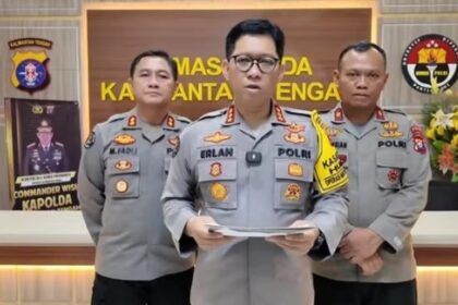 Kabid Humas Polda Kalteng Kombes Pol Erlan Munaji menjelaskan kasus pembunuhan yang dilakukan oknum polisi. Foto: Ist