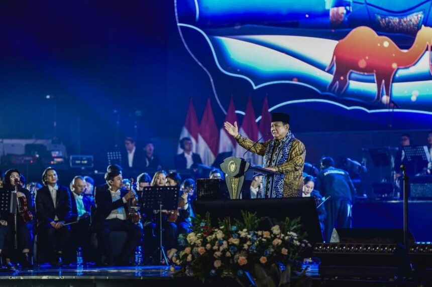 Presiden Prabowo Subianto memberikan sambutannya pada acara Perayaan Natal Nasional 2024 di Indonesia Arena, GBK, Jakarta, Sabtu (28/12/2024). Foto: Instagram @presidenrepublikindonesia