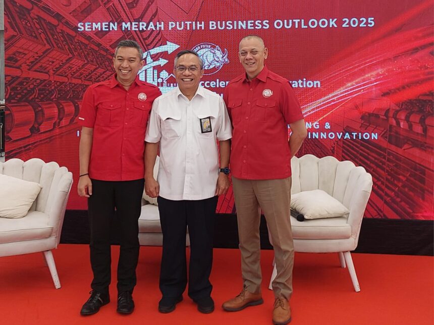 Semen Merah Putih memaparkan inovasi ditahun 2025. Foto: Ipol.id/Vinolla