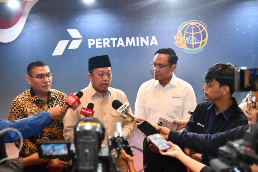 Nota Kesepahaman antara Pertamina dan Kementerian ATR/BPN yang ditandatangani oleh Menteri ATR/BPN Nusron Wahid dan Direktur Utama PT Pertamina (Persero) Simon Aloysius Mantiri di Grha Pertamina, Jakarta. Foto: Dok Pertamina