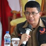 Kepala Badan Nasional Penanggulangan Bencana (BNPB) Suharyanto, saat memimpin rapat koordinasi di Pendopo Kabupaten Sukabumi, Jawa Barat, pada Minggu (8/12/2024). Foto: Ist