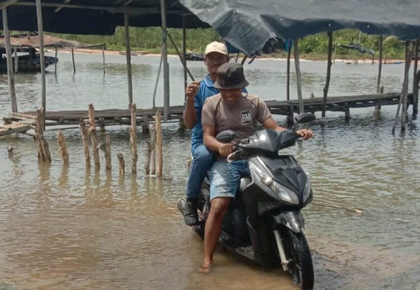 Kondisi banjir rob di Kabupaten Tulang Bawang, Provinsi Lampung, pada Sabtu (14/12/2024). Kini banjir berangsur surut, Selasa (17/12/2024). Foto: BPBD Kab. Tulang Bawang