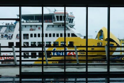 kapal ferry promed