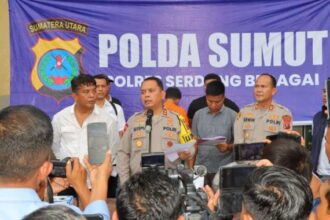 Kapolres Serdang Bedagai AKBP Jhon Hery Rakutta Sitepu memberikan keterangan kepada awak media (Polres Serdang Bedagai)