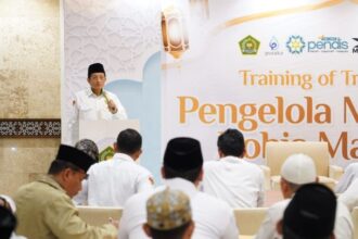 Menag Nasaruddi Umar pada penutupan Training of Trainer (ToT) Pengelola Masjid dan Rohis Madrasah, di ruang pertemuan Masjid Istiqlal. Foto: Kemenag