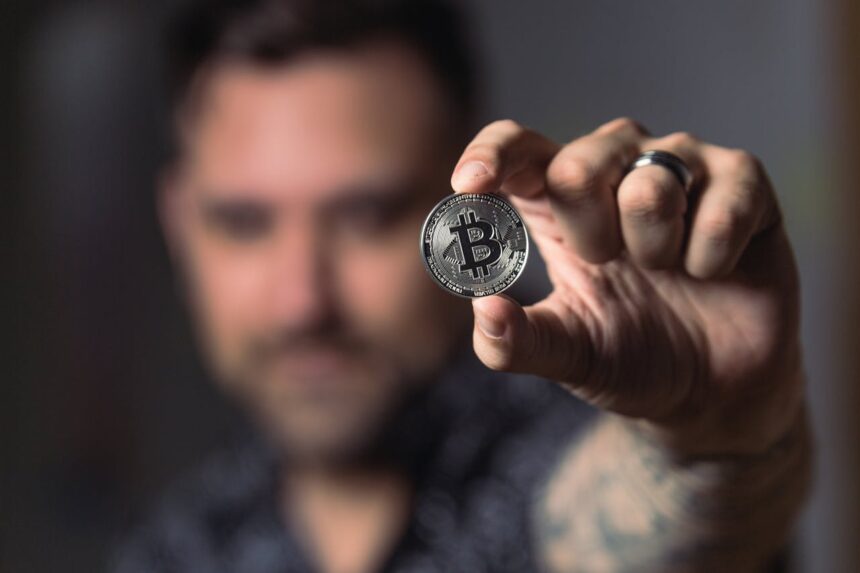 Ilustrasi bitcoin dan industri kriprto. Foto: Crypto Crow/pexels