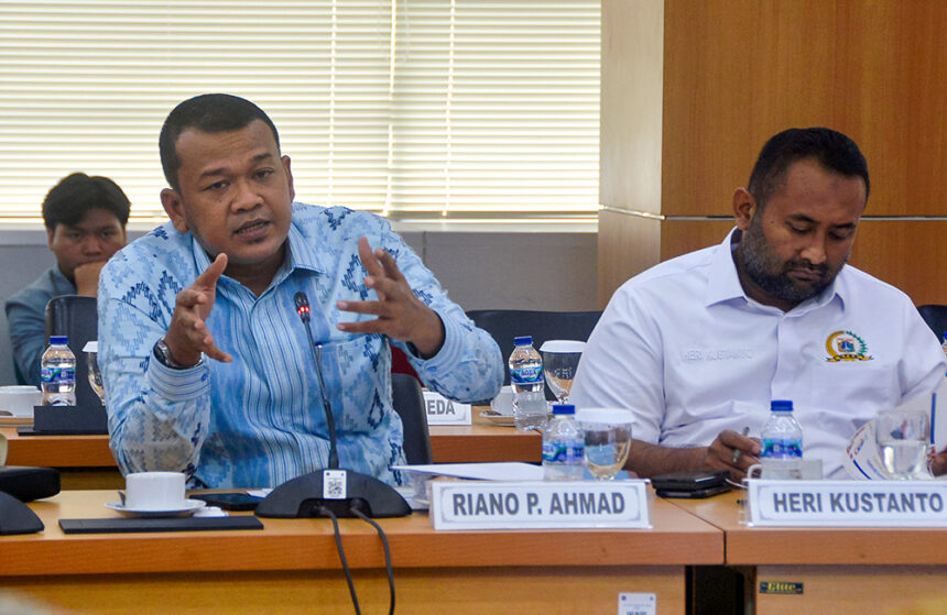 Anggota DPRD DKI Fraksi Nasdem, Riano P Achmad